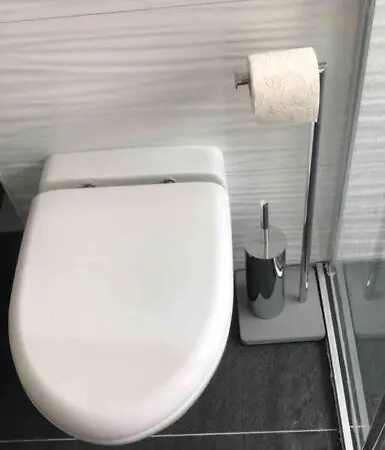 B01 Between Cologne & Bonn With Nature Access Troisdorf