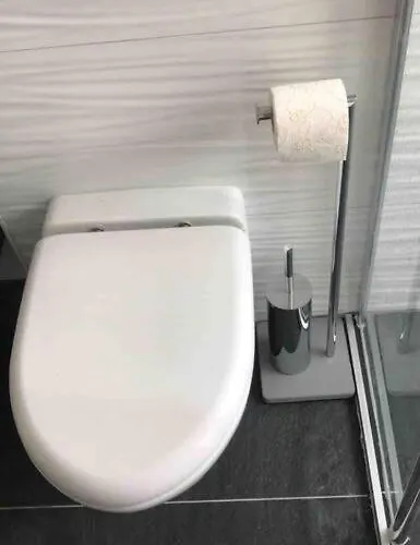 B01 Between Cologne & Bonn With Nature Access Troisdorf