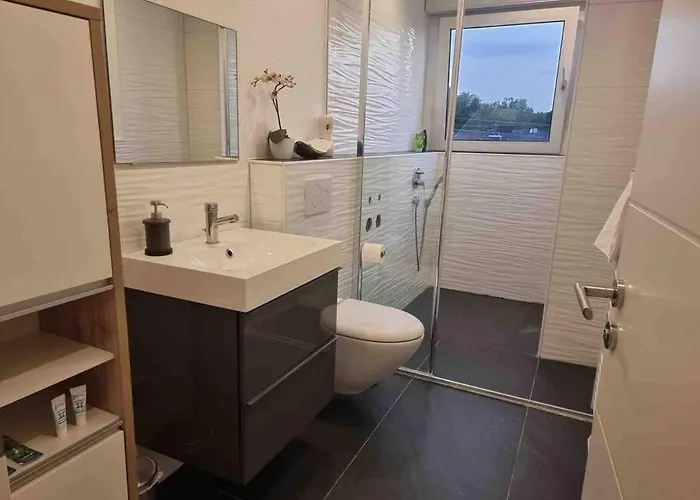 B01 Between Cologne & Bonn With Nature Access Troisdorf