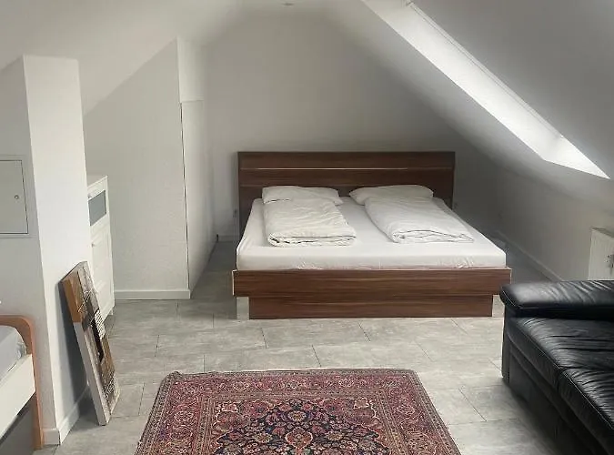 B01 Between Cologne & Bonn With Nature Access Troisdorf